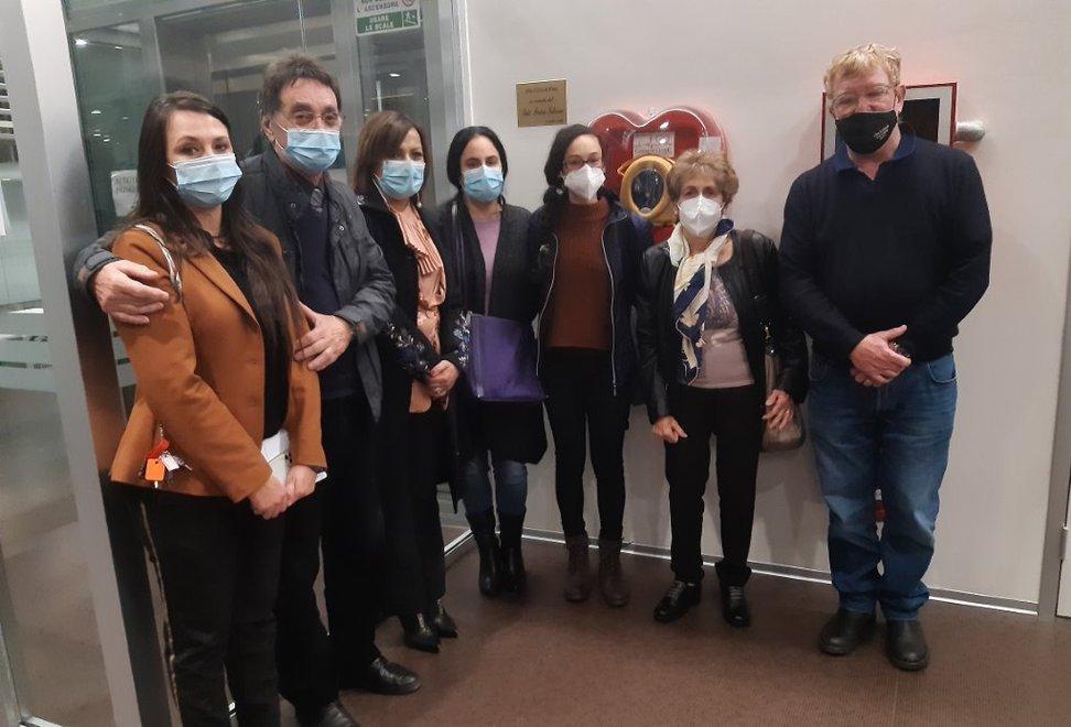 Una postazione Dae alle Officine in memoria del dottor Salerno
