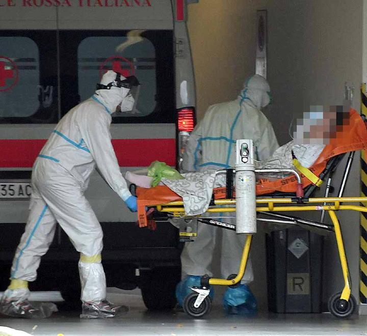 In provincia 64 casi, tornano nelle medie ma il Covid fa ancora un’altra vittima 