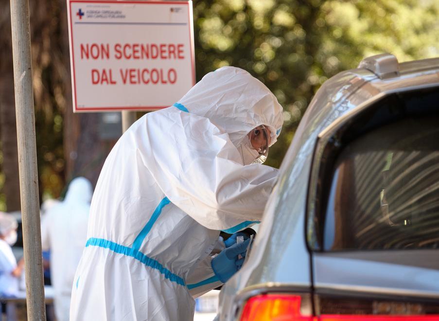 Due bambini di 3 e 4 anni tra i 72 positivi 