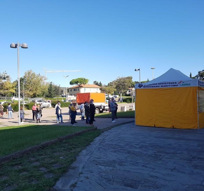 Mascherine gratuite ai cittadini la distribuzione nelle piazze 