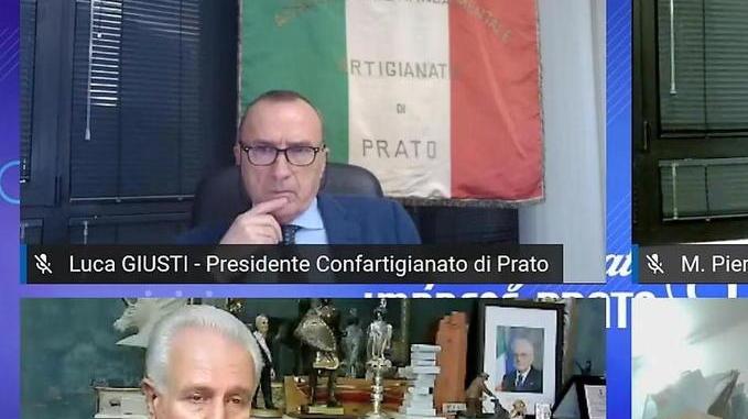 Produzione giù del 29%, il Pil cala del 12%