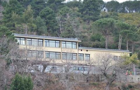 Un'alunna positiva al Covid, chiudono la primaria e le medie di Marciana 
