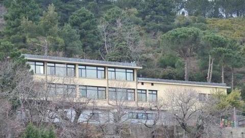 Un'alunna positiva al Covid, chiudono la primaria e le medie di Marciana