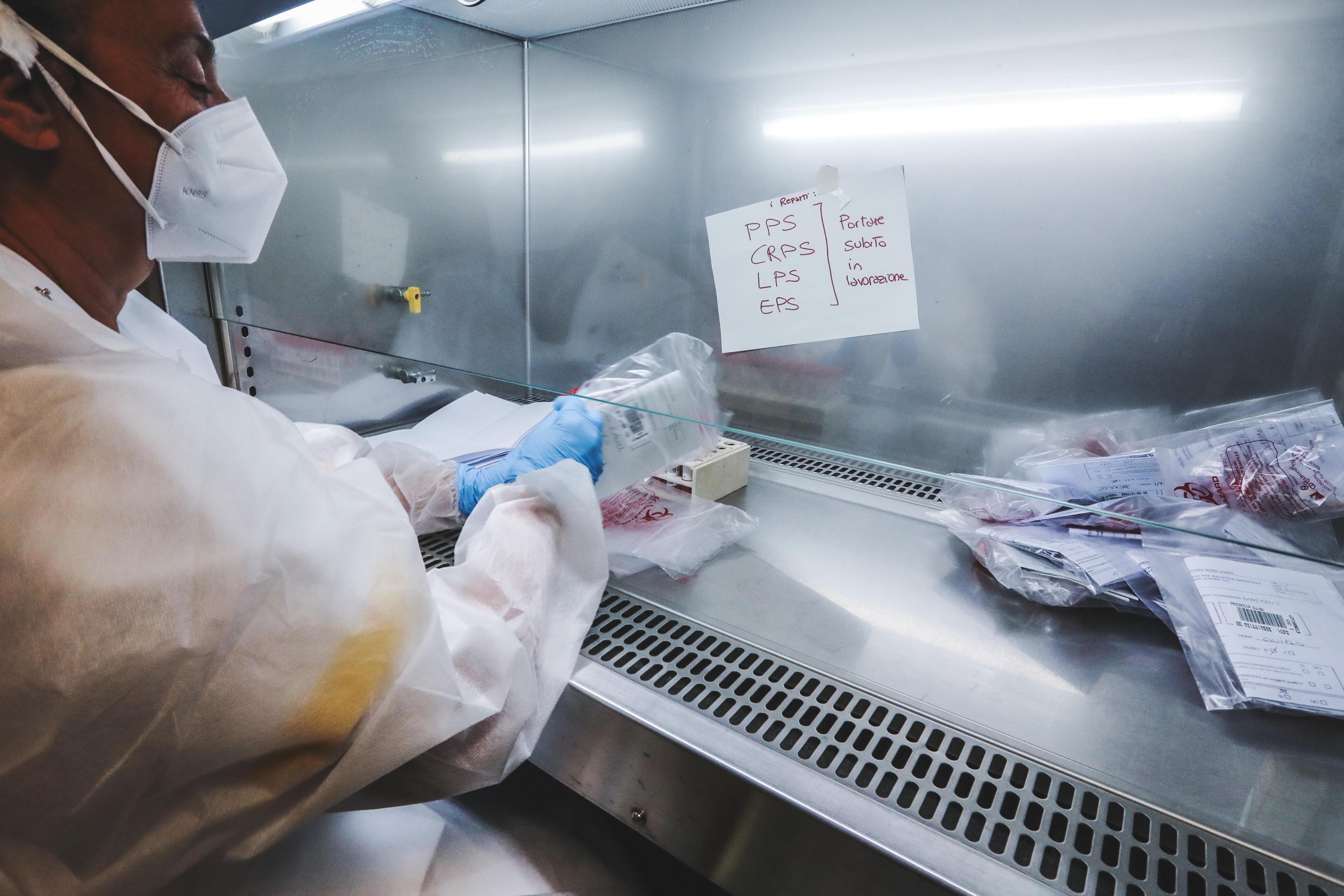 Il coronavirus non rallenta: altri 179 positivi