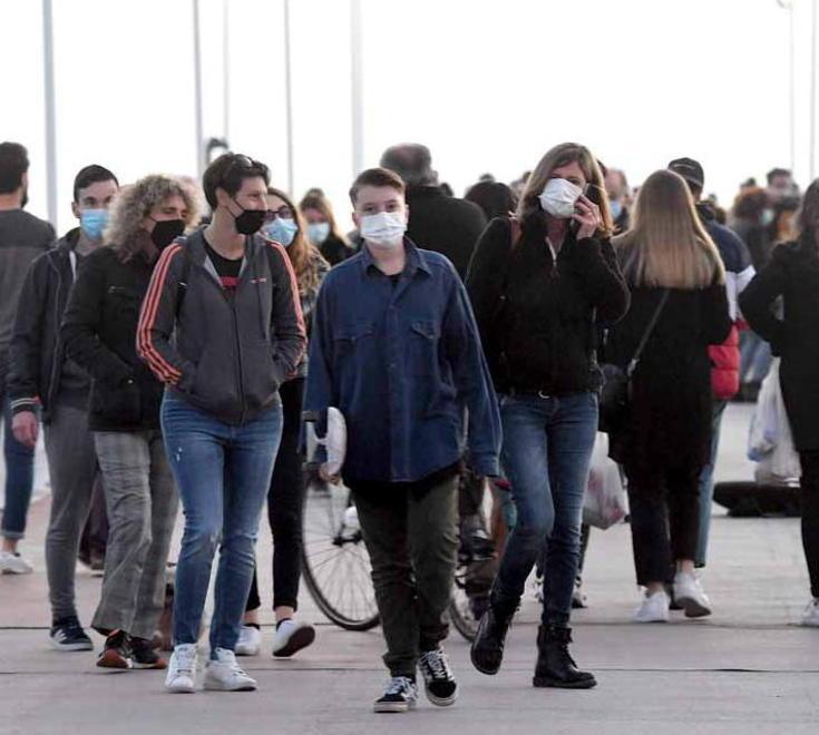 Al parco e a spasso sul pontile In tanti arrivano da fuori provincia 