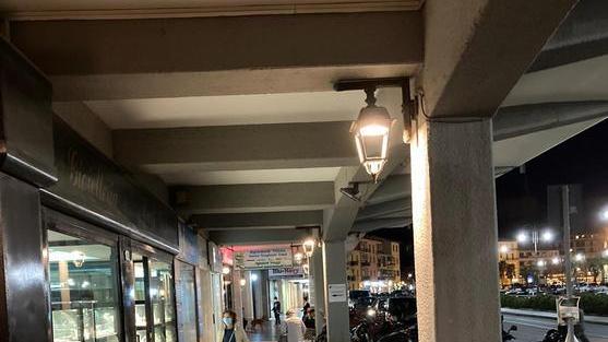 Si sono riaccese le luci lungo Calata Italia
