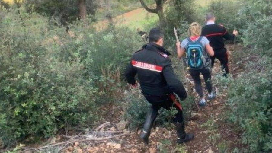 Ritrovate nel bosco dai carabinieri