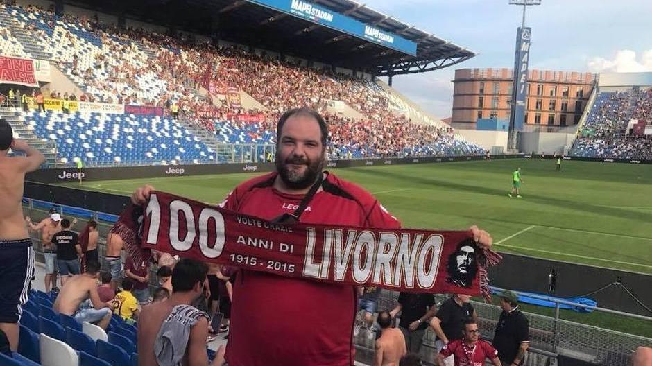 Jonathan Mangone, il cassiere del Penny Market morto a 39 anni dopo quattro giorni di febbre e un arresto cardiaco