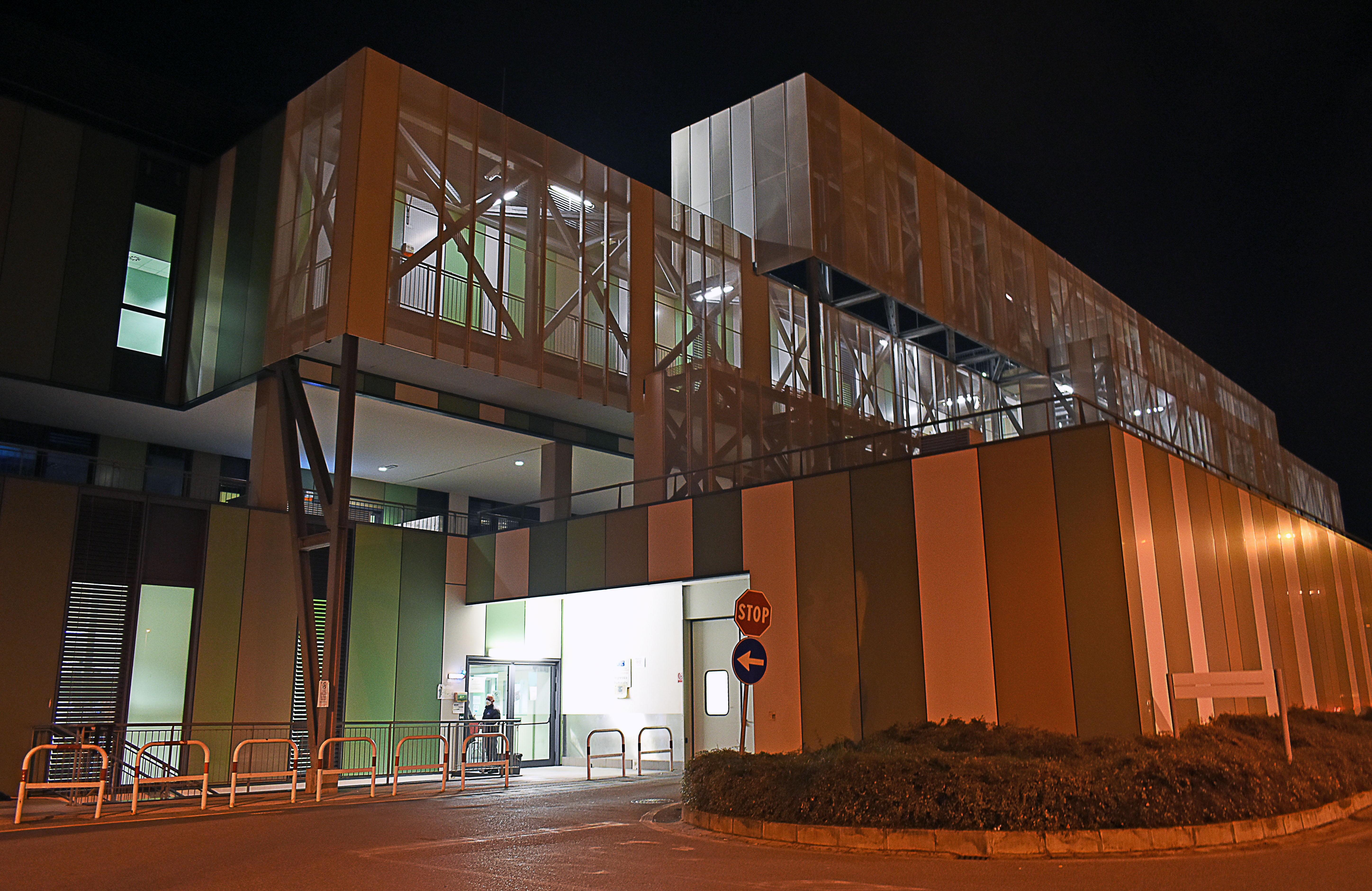 L'ingresso del pronto soccorso dell'ospedale di Pistoia