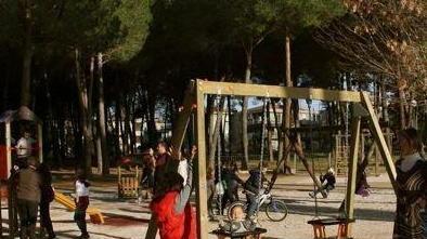 No alle sigarette vicino ai giochi dei bambini