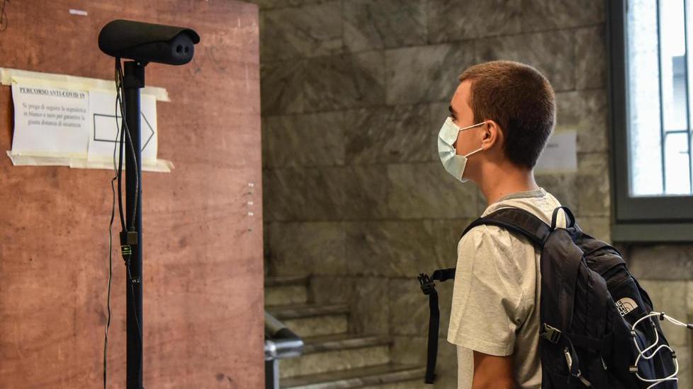 Scanner per misurare la temperatura all’entrata del Comune