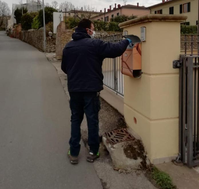 Distribuzione di mascherine da domani nel Volterrano 