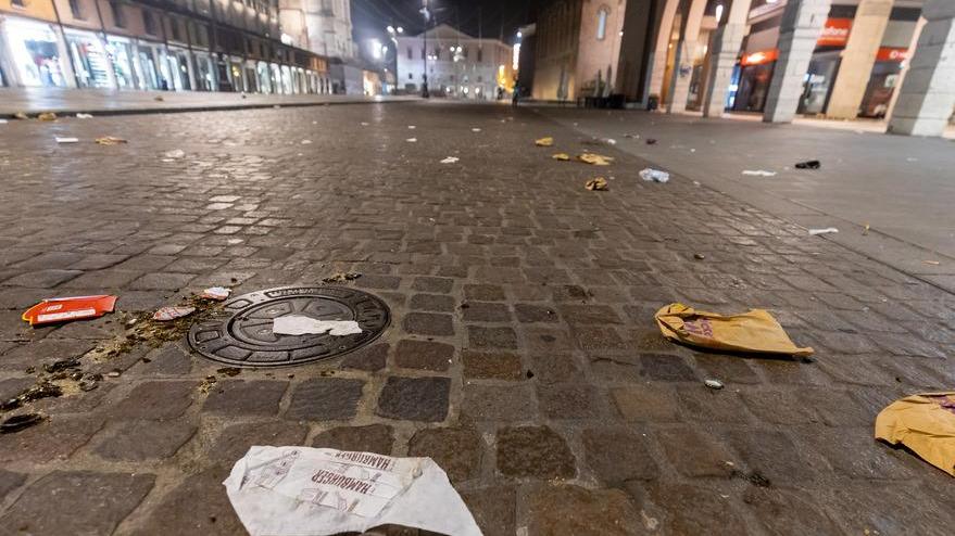 L’asporto serale mangiato fuori Rischi e sporcizia