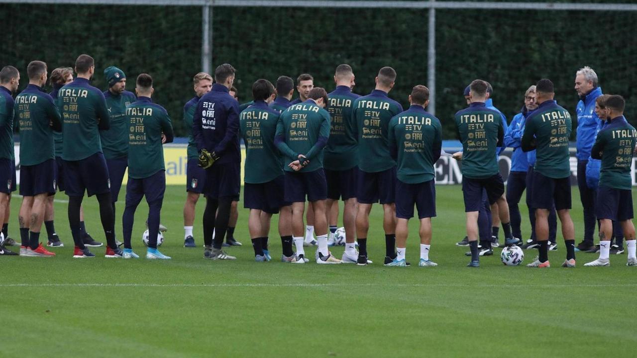 Italia a Coverciano con l’incognita virus