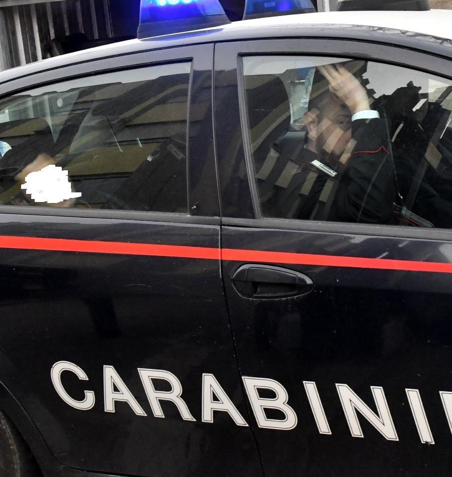 Pretendeva soldi dai genitori, assoluzione per un 50enne