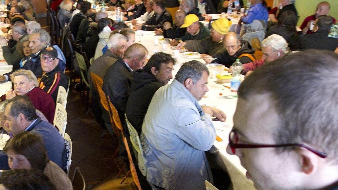 Report della Caritas: lotta all’indigenza, la pandemia spezza un trend positivo