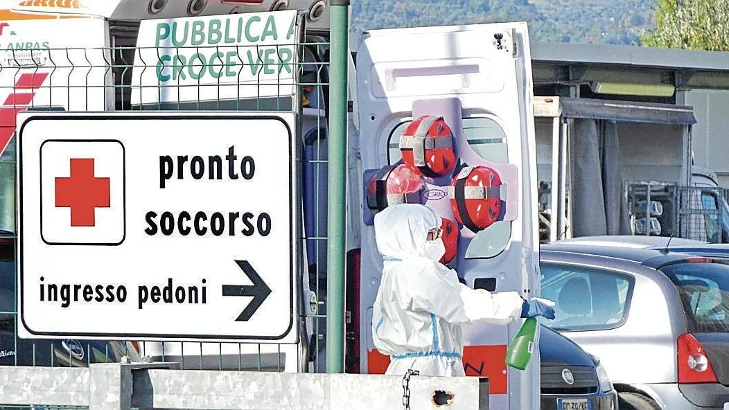 «Pronto soccorso, 42 accessi in area Covid. Non s’era mai vista una situazione simile»