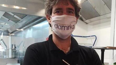 Adattarsi per resistere Ho già una rete di clienti che ritirano i piatti