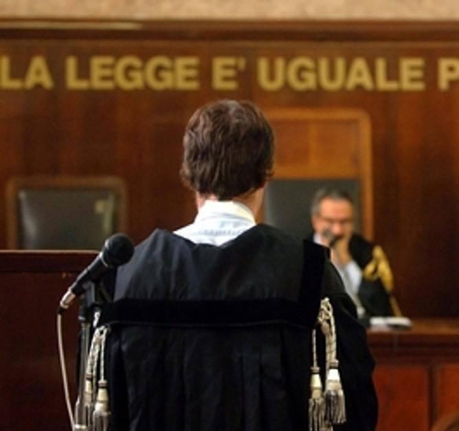 Finisce sotto processo per un anello venduto dopo la trasmissione tv
