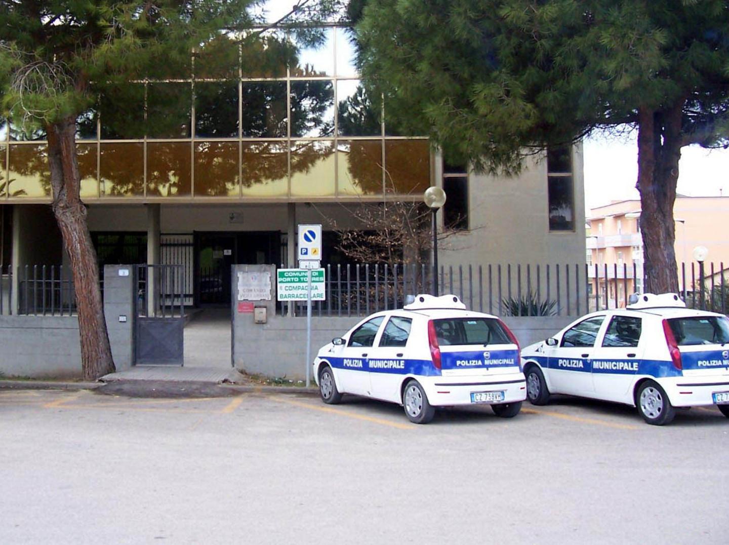 Famiglia “positiva” in giro: scatta la denuncia 