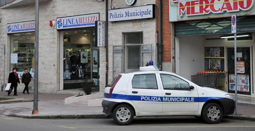 Polizia municipale a rischio di sfratto 