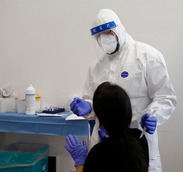 Tamponi rapidi, ora anche da pediatra e guardia medica