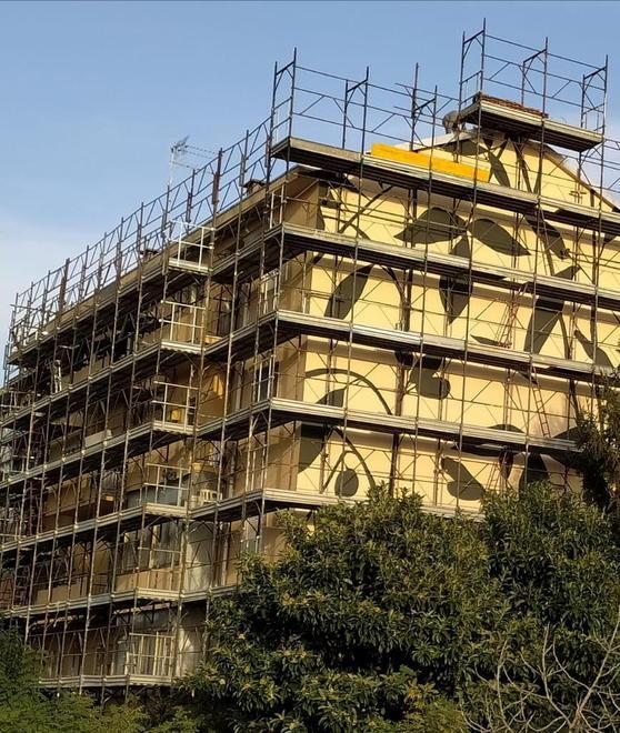 Grande murales di Tellas in via Bertoloni