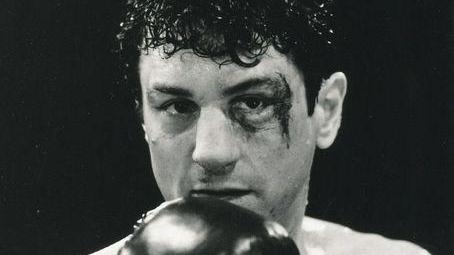 La parabola autodistruttiva di Jack La Motta Violenza e alienazione sul ring e nella vita