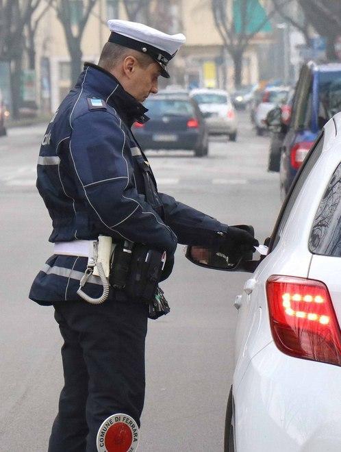 Modena e provincia: Il bollino rosso anche a diesel Euro 4 Fino al 16 novembre misure d’emergenza 