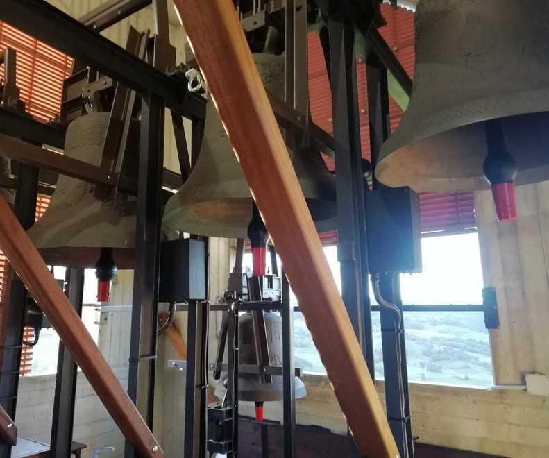 Le campane di Lama Mocogno riprendono vita con il loro suono unico atteso per 36 anni 