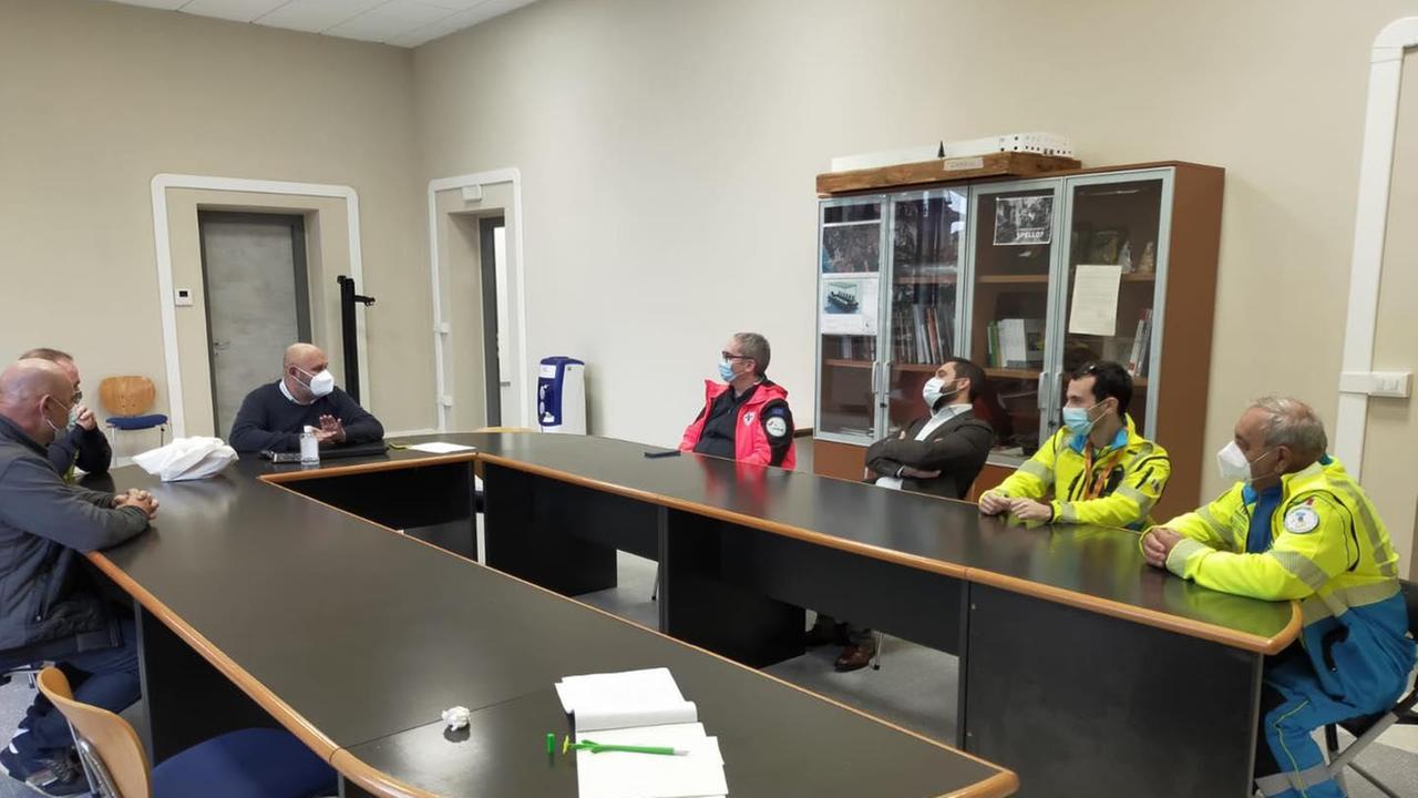 L’incontro in Comune tra il sindaco e i rappresentanti delle associazioni di volontariato