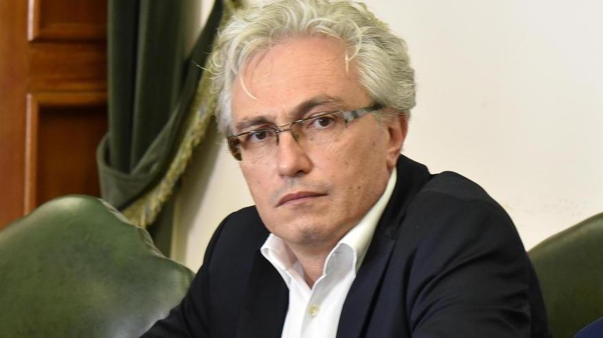 Il consigliere Paolo Serra: «Mio padre un uomo per bene, hanno infangato il suo onore»