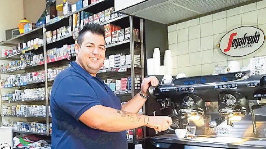 Alessandro Dell’Amico del bar tabacchi Ale