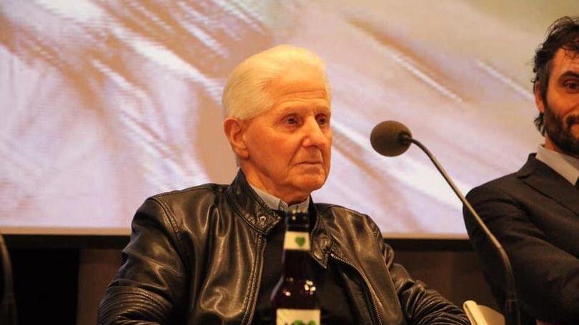 Edoardo Zanobetti, accanto il sindaco Biffoni
