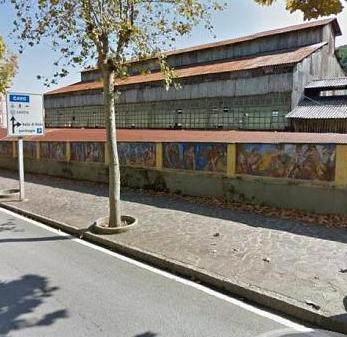 Per realizzare il nuovo Conad si abbatte murales di Battini