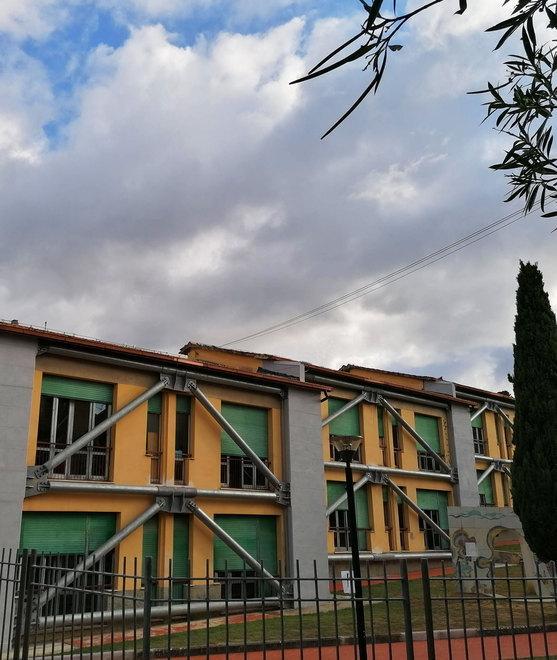 Previsti nuovi infissi alla scuola Machiavelli