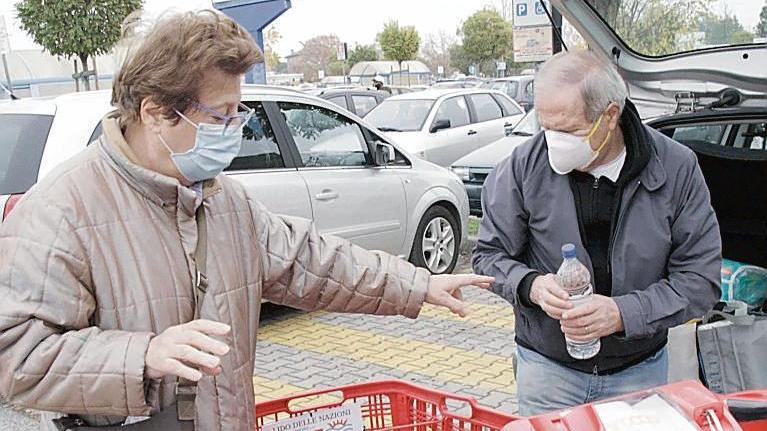 Al supermercato senza familiari: «Ma siamo italiani, vedrete...»
