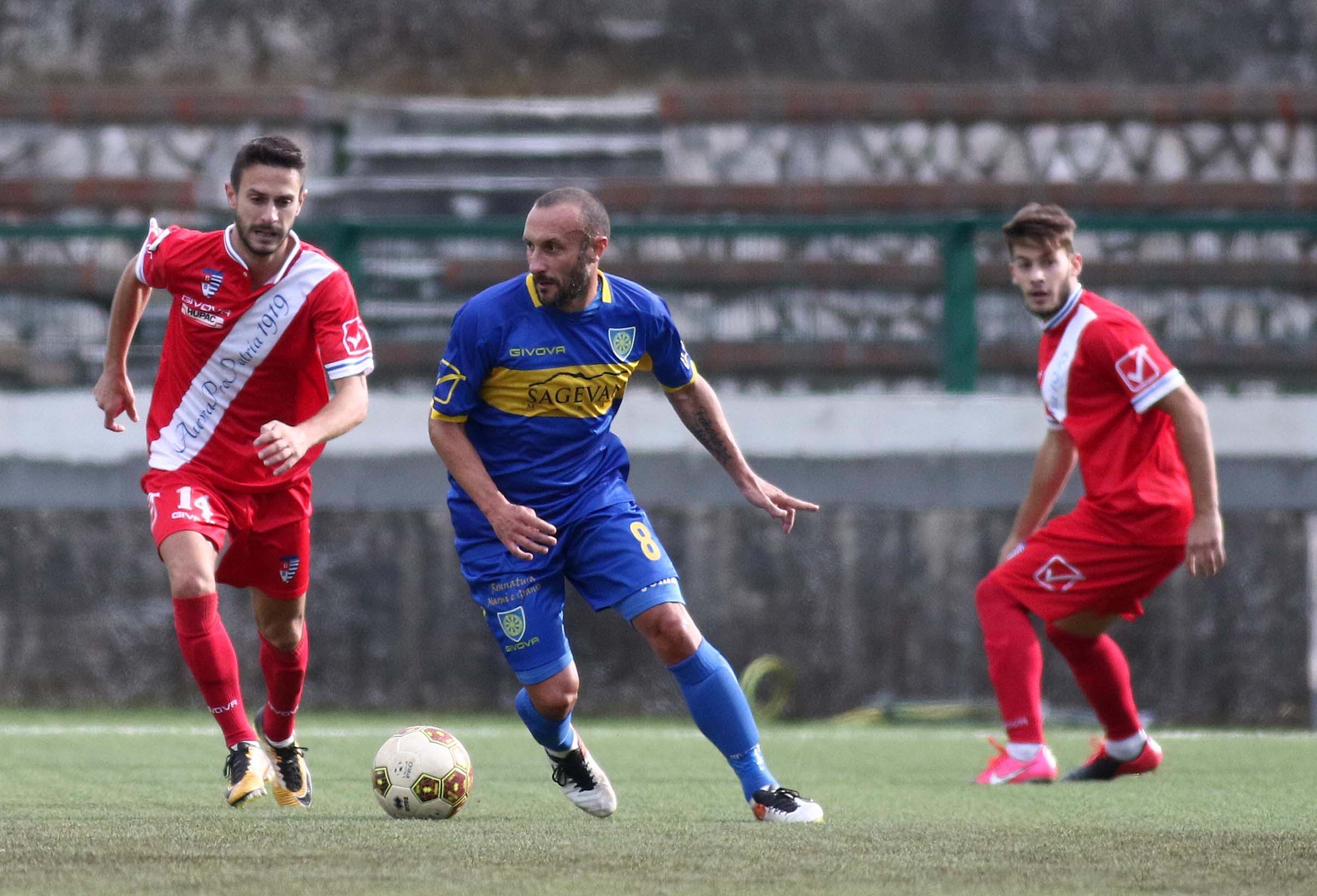 Un ospite a casa sua: bentornato caro Luci capitano amaranto per sempre 