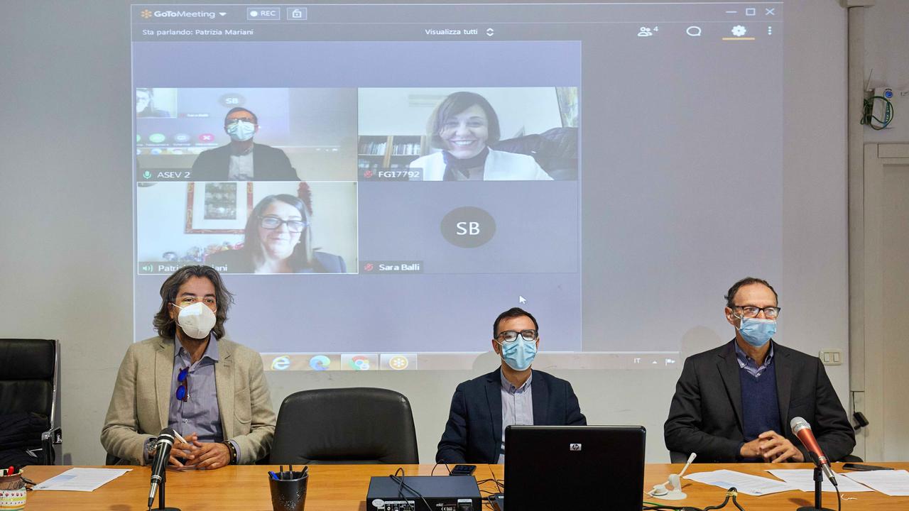 La presentazione all’Asev della quinta edizione di “Impresaalcentro” (foto Carlo Sestini)