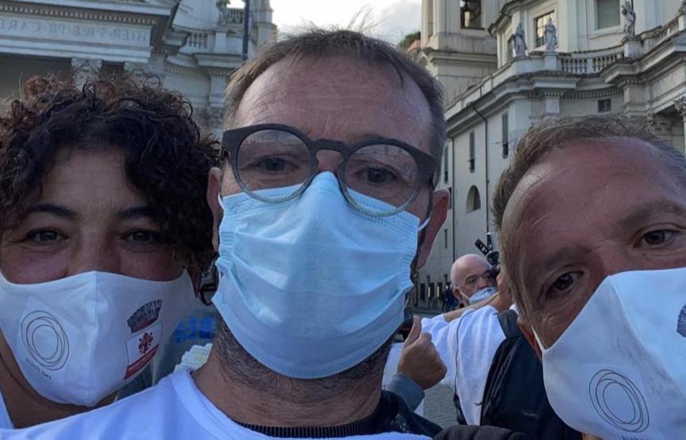 La protesta dei ristoratori livornesi è arrivata a Roma: "Così facciamo sentire la nostra voce" 