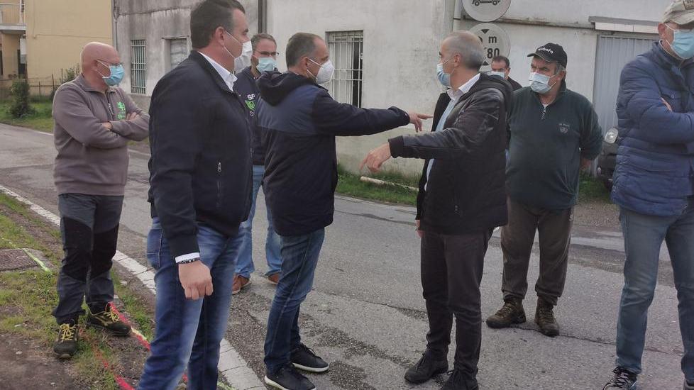 Porcari, il rebus di via Diaccio «Ok alla svolta a sinistra»