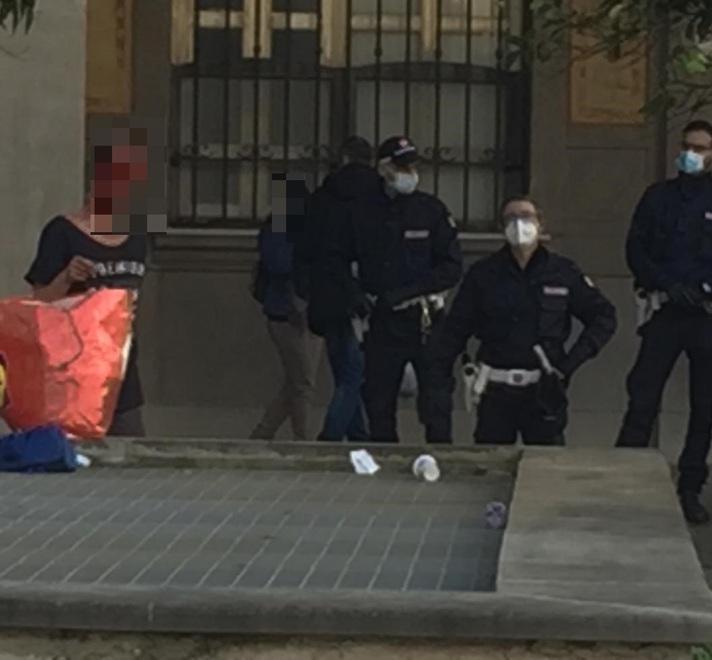 Paura in centro, trans diventa una maschera di sangue 