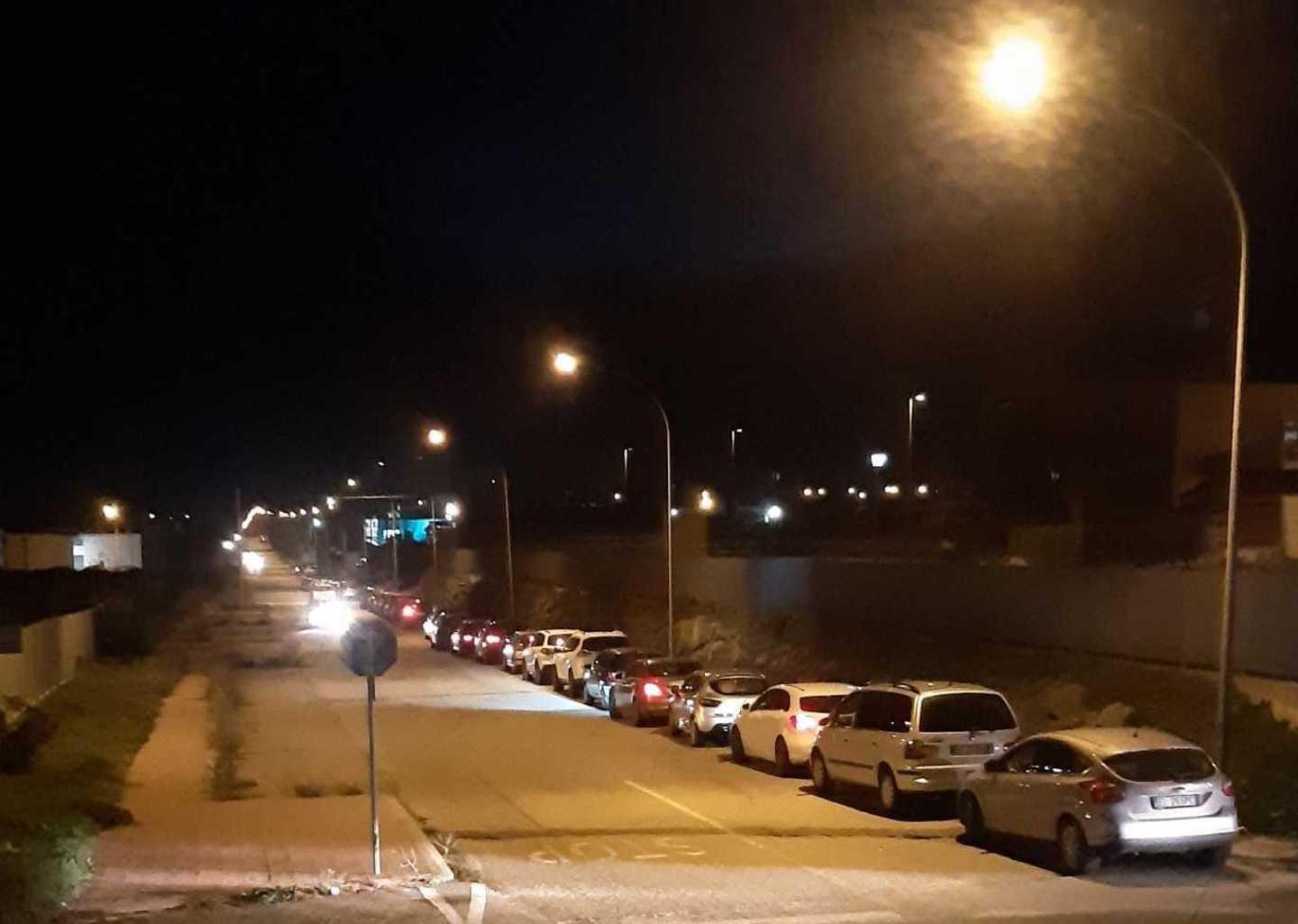 Macomer, in 400 in fila per i tamponi 