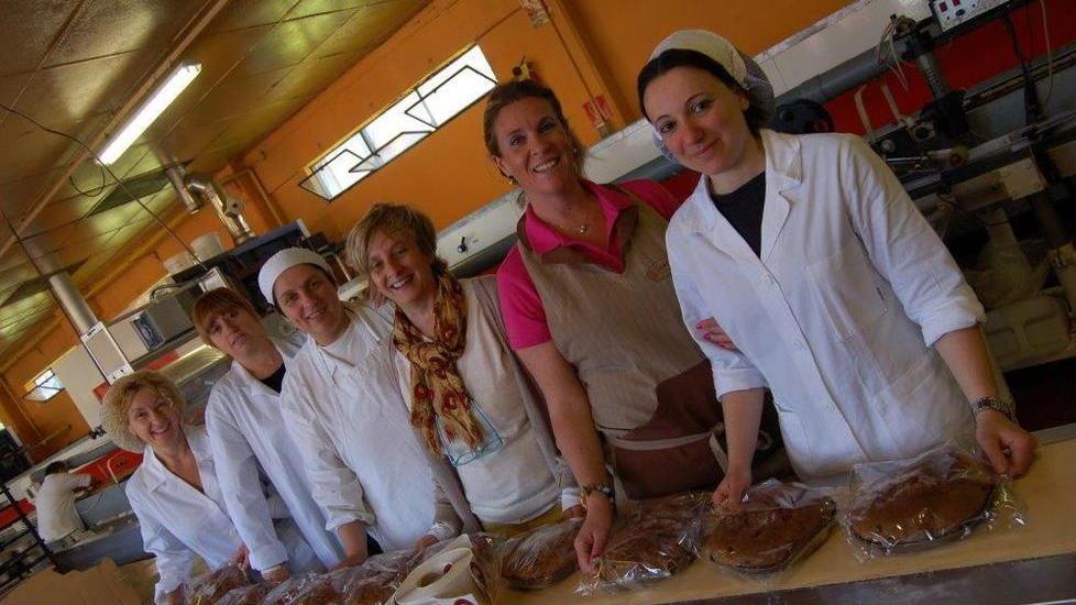 La sfida dei Dogliani: «Continuiamo a sfornare dolcezze senza licenziare, anzi assumiamo»