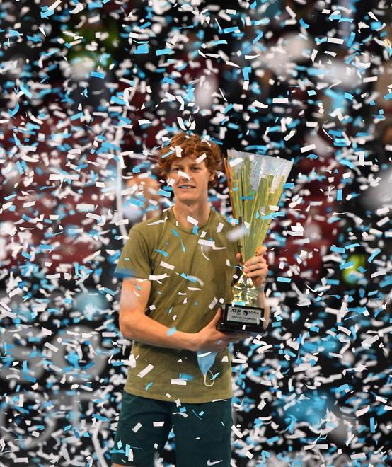 Sinner the Winner: Yannick in trionfo a Sofia Il primo ruggito Atp lo porta al numero 37 