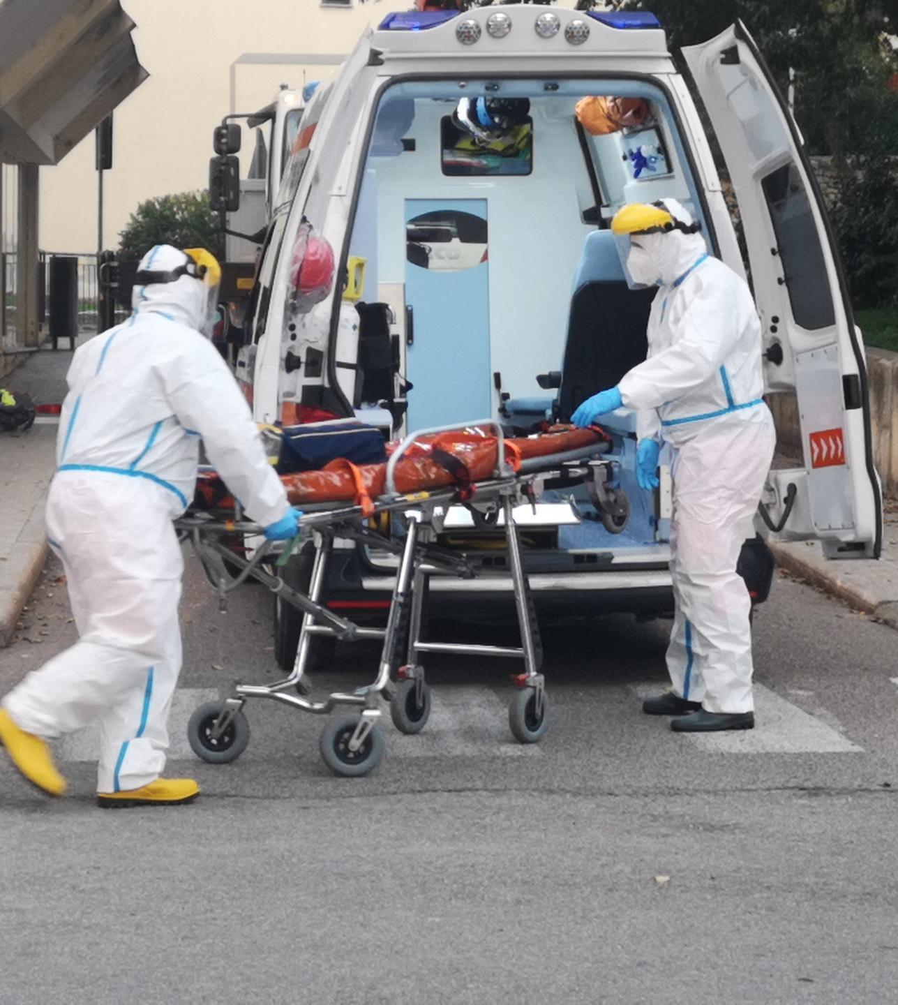 Comitati e associazioni nasce “La sanità si cura” 