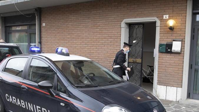 Maranello. La ricostruzione/ Prima le rose in regalo, poi lo sparo in testa «L’ho uccisa», ma la donna si salva