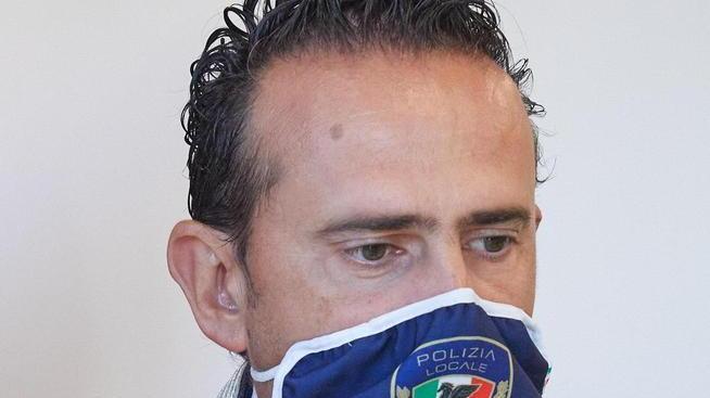 Blitz dei vigili al compleanno, scattano 6 multe da 400 euro