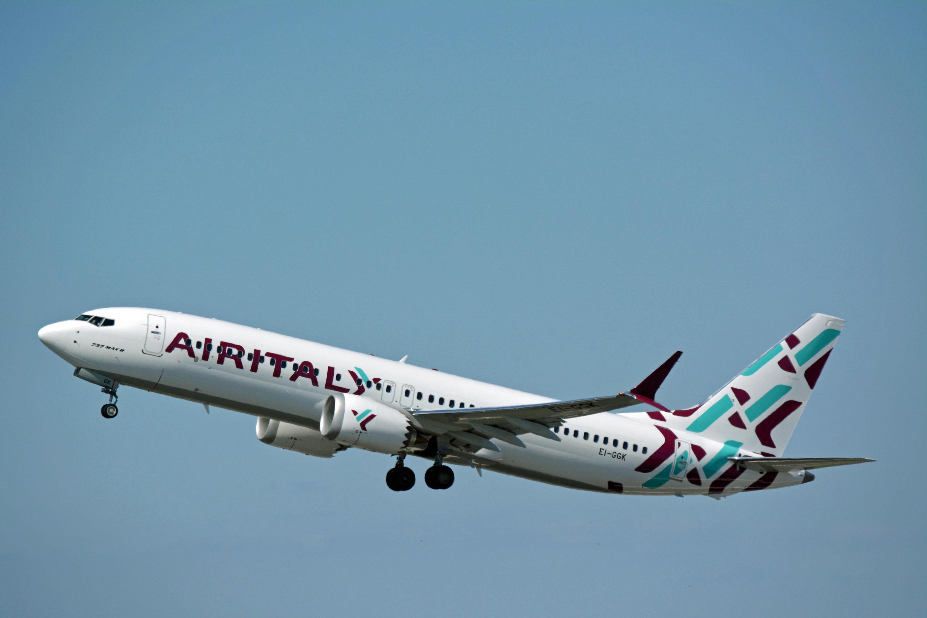 Olbia, Usb in piazza: i lavoratori Air Italy non devono essere dimenticati