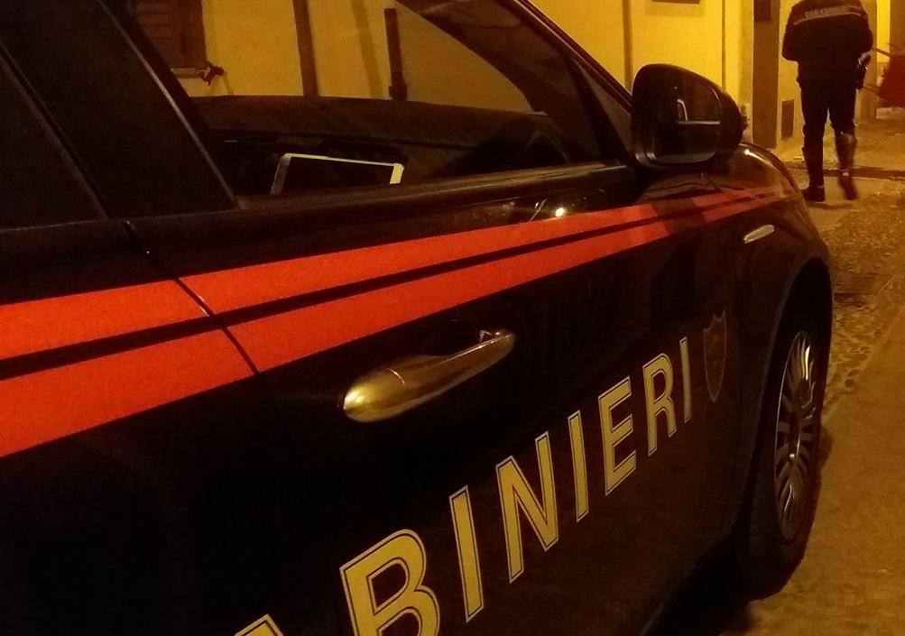 Tragedia a Terralba, donna muore folgorata dalla presa del frigorifero